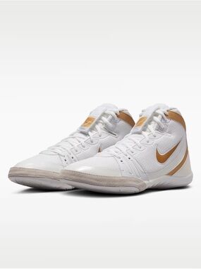 Nike Freek Wrestling Shoes White/Metallic Gold 316403-100 Size Mens 10.5 / W 12